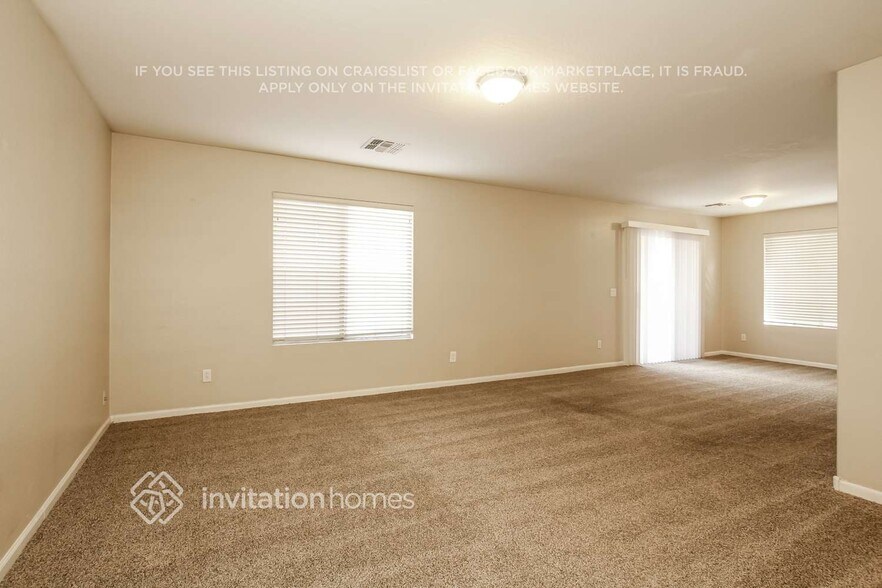 Building Photo - 12918 W Lamar Rd