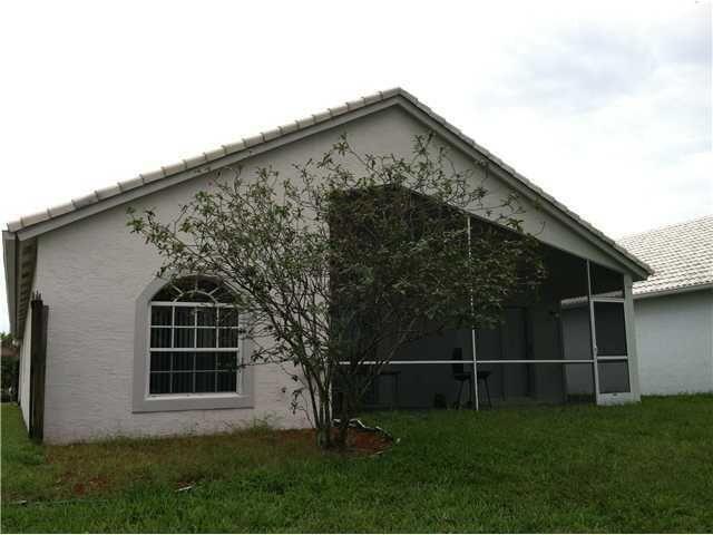 Building Photo - 1743 Barnstable Rd