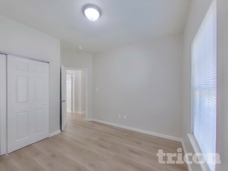 Building Photo - 8608 Quarry Rd