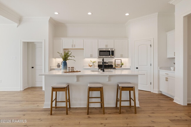 Building Photo - 107 Lotus Ln