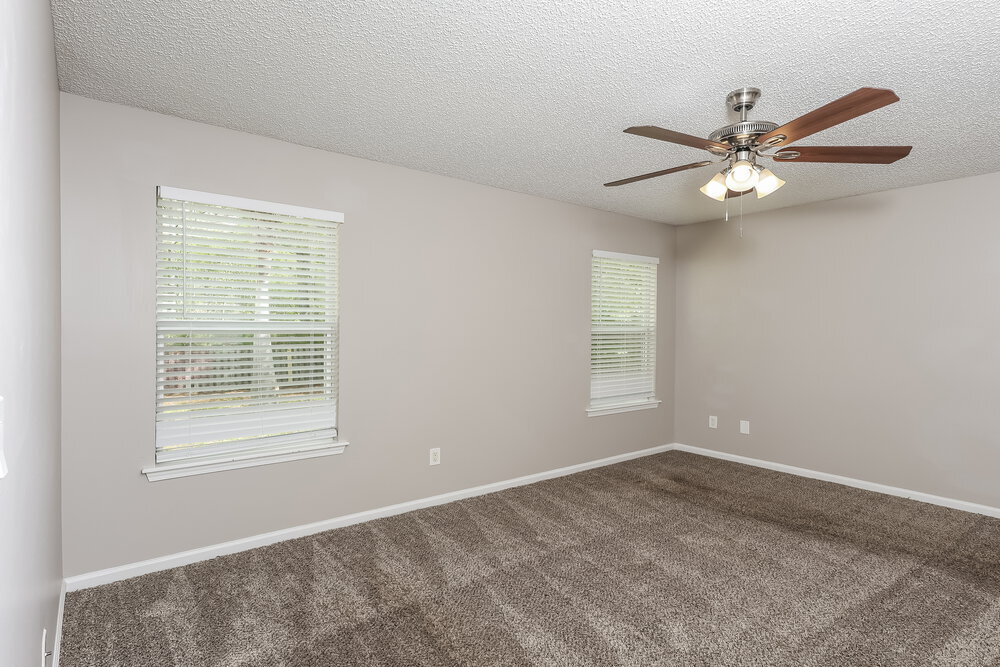 Building Photo - 3014 Piedmont Manor Dr