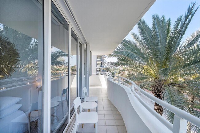 Building Photo - 8911 Collins Ave