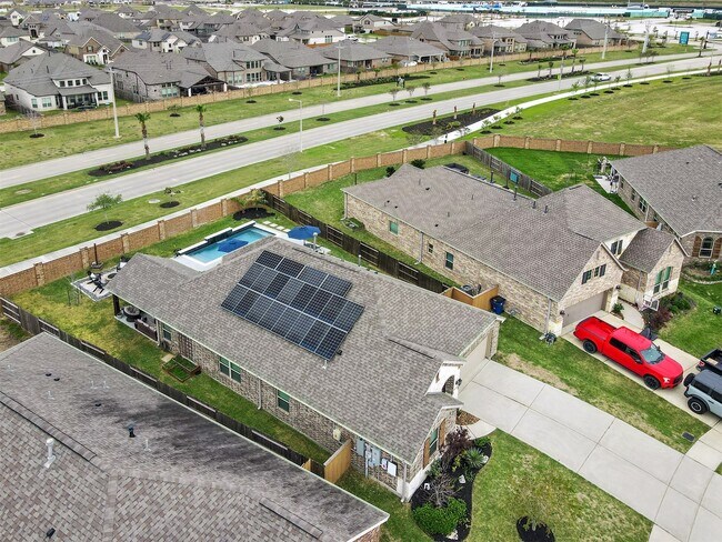 Building Photo - 3037 Broadhaven Dr