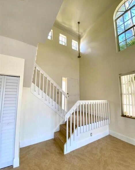 Building Photo - 599 NW 87th Ter