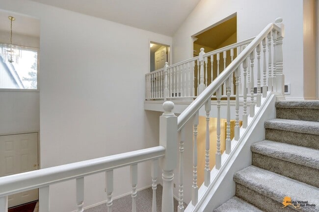 Building Photo - East Anchorage Condo with Fenced in Yard, ...