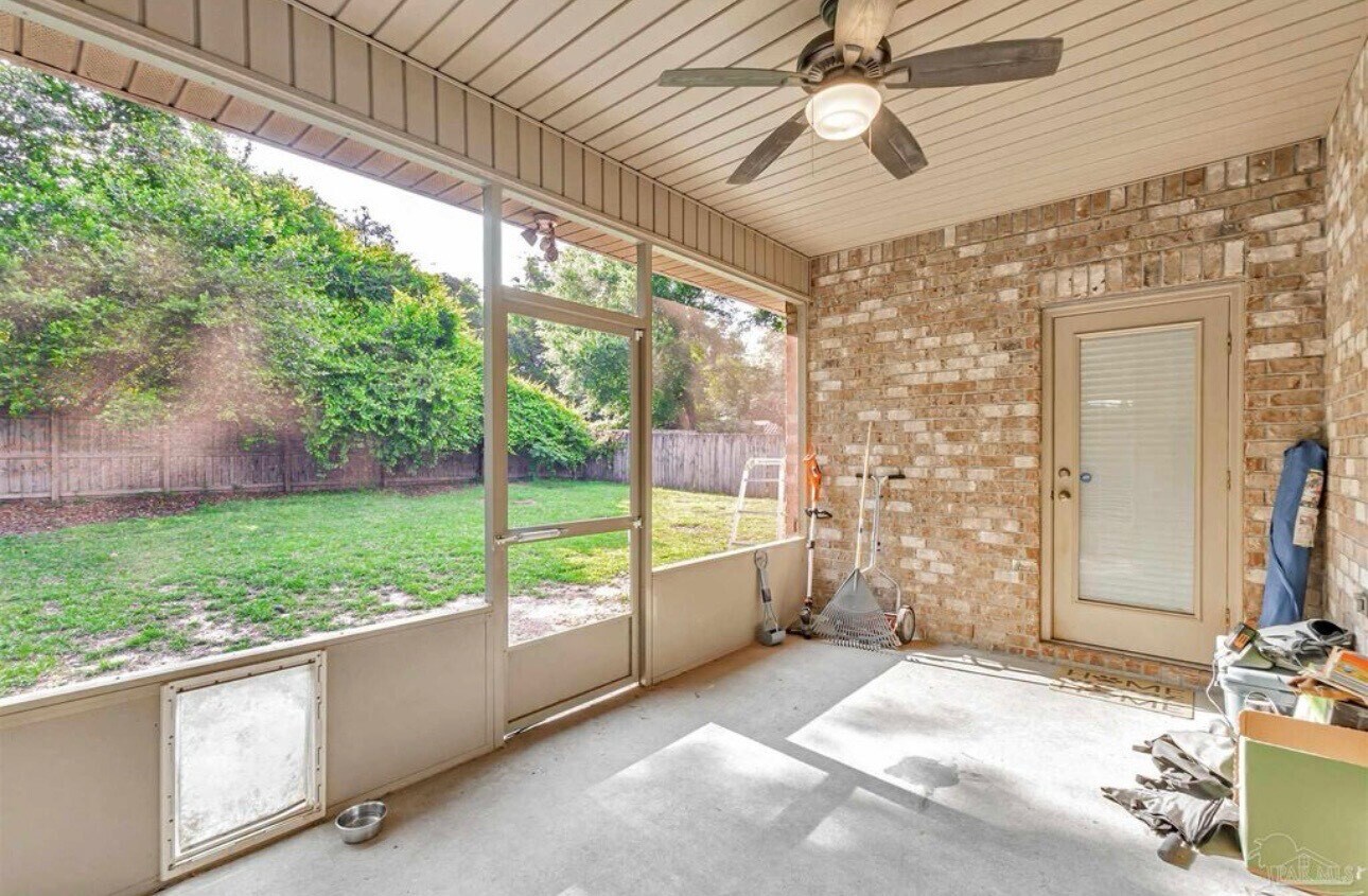Building Photo - 5811 Rustic Ridge Cir