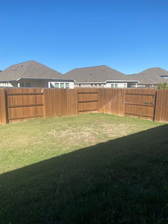 Building Photo - 616 Sixpence Ln