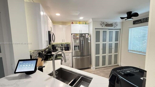 Building Photo - 1407 SW 48th Terrace