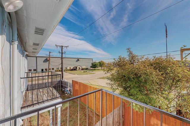 Building Photo - 301 Kings Way Dr