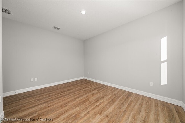 Building Photo - 5120 Belmar Dr