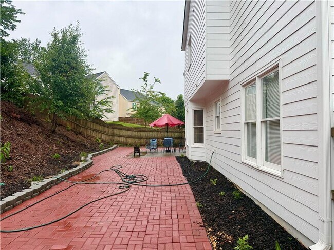 Building Photo - 2102 Chatou Pl