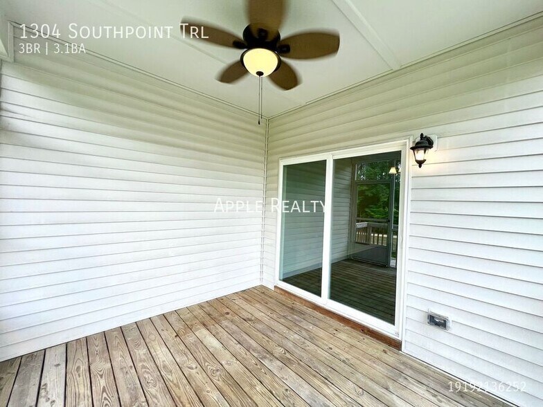 Building Photo - 1304 Southpoint Trl
