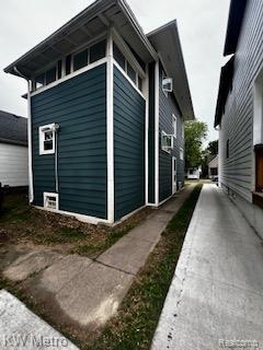 Building Photo - 202 N Washington Ave