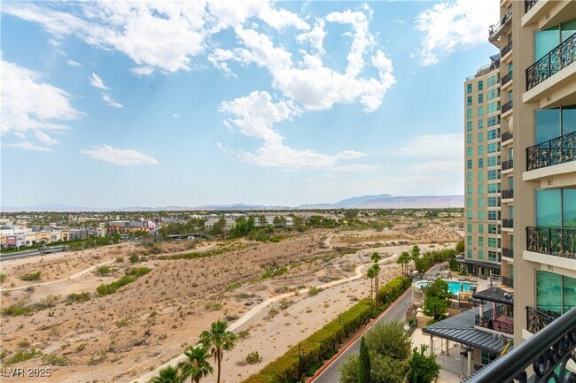 Building Photo - 9101 Alta Dr