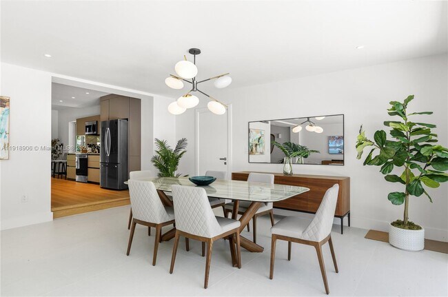 Building Photo - 45 NE 104th St