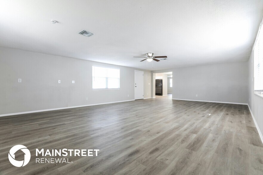 Building Photo - 60 Harwich Cir