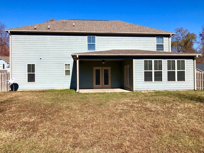 Primary Photo - 226 Sandleton Way