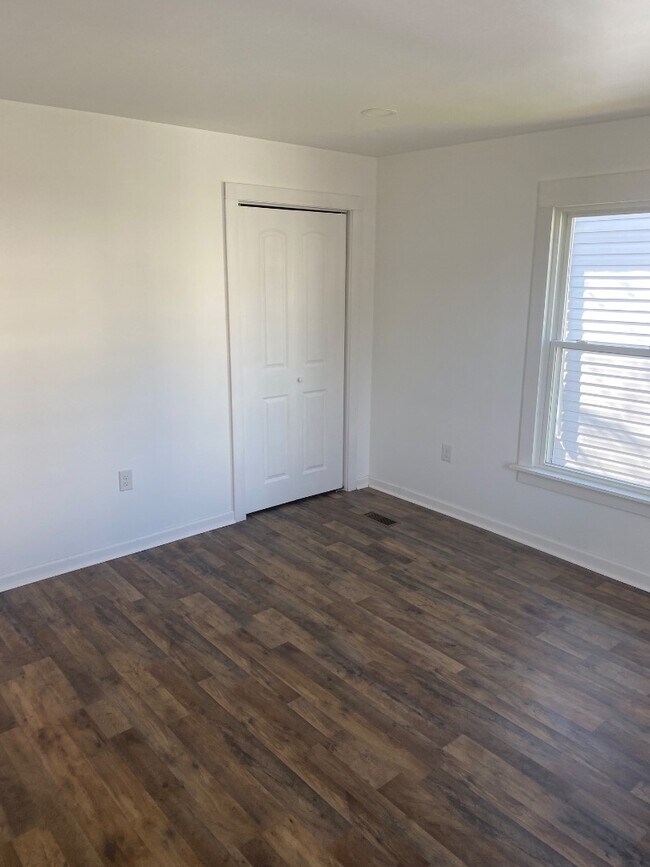 Building Photo - 1107 Buchanan St