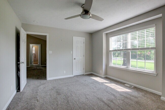 Building Photo - 2104 Pea Ridge Rd