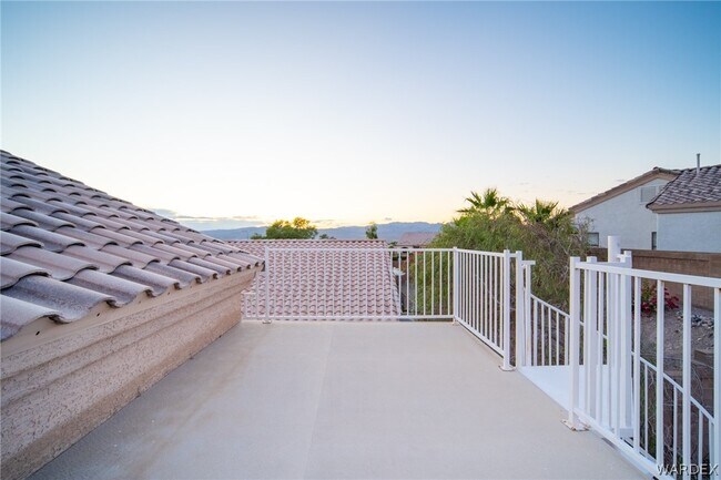 Building Photo - 2995 Tierra Vida