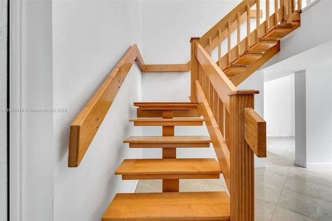 Building Photo - 4000 Alhambra Cir