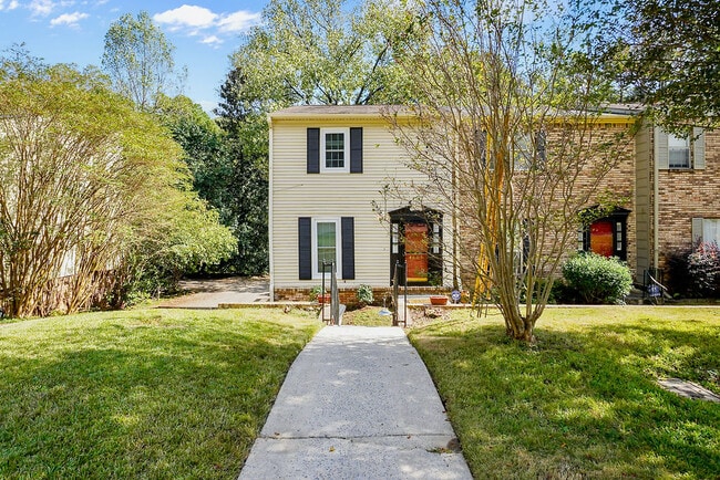 Building Photo - 4601 Little River Rd