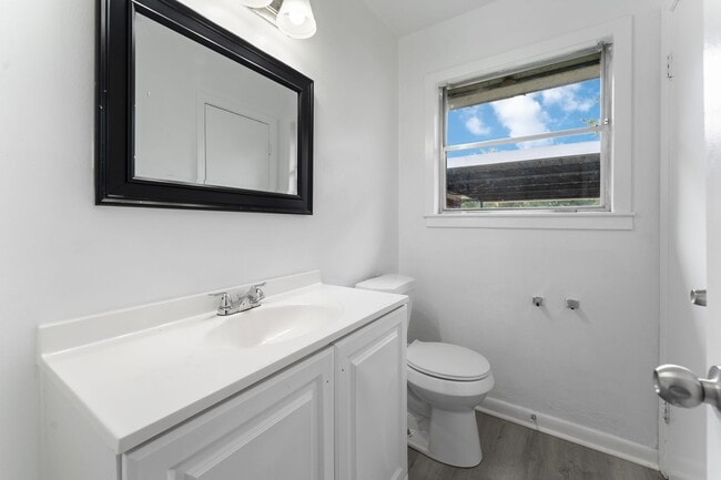 Building Photo - Welcome to a Home Full of Character and Co...