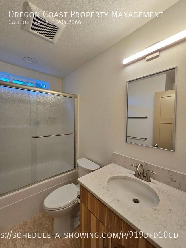 Building Photo - 471 Overlook Dr