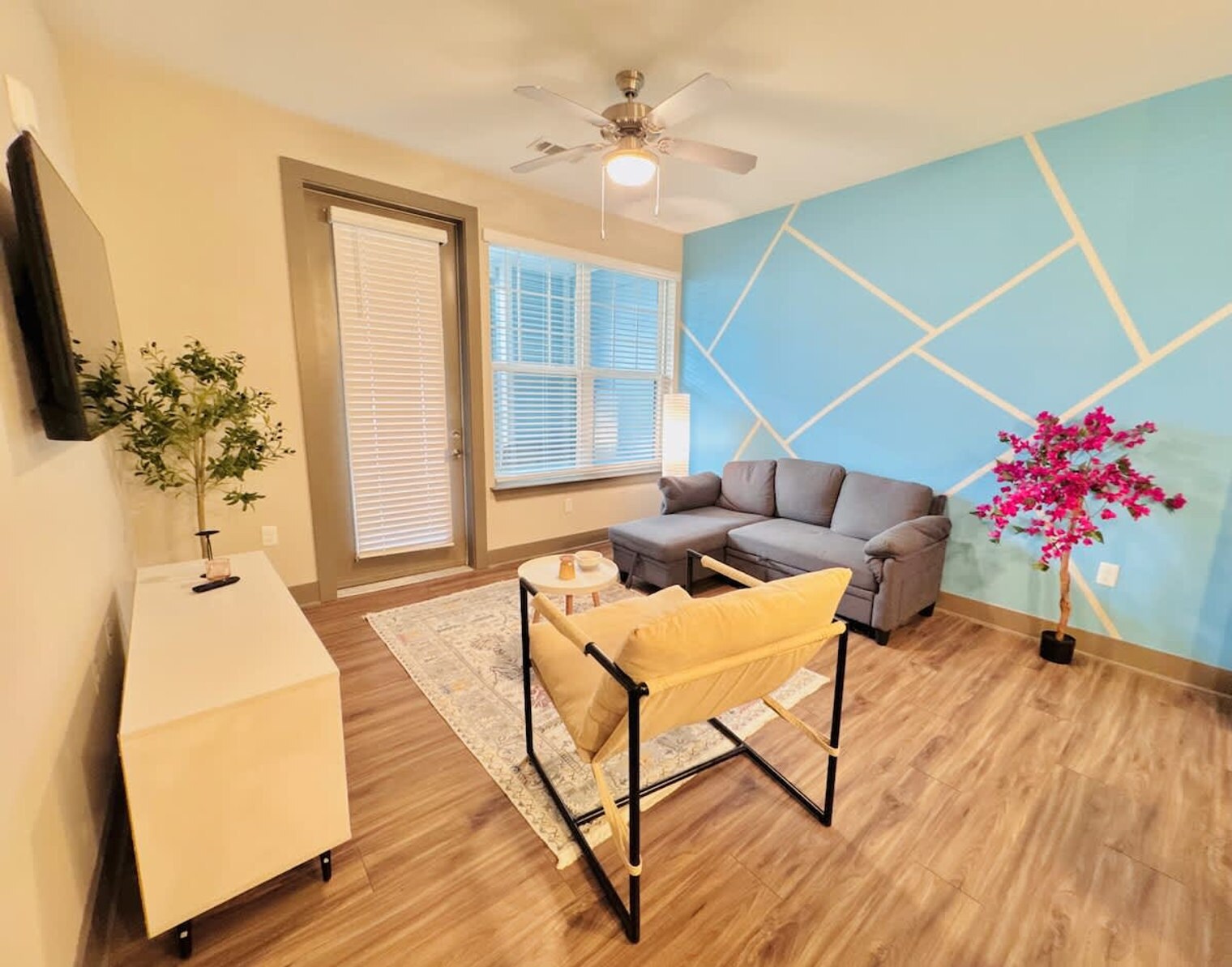 Building Photo - 9268 Vintage Hills Way