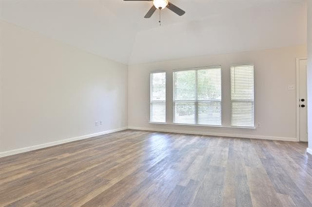 Building Photo - 9208 Chesapeake Ln