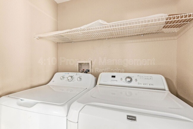 Building Photo - 15095 N Thompson Peak Pkwy