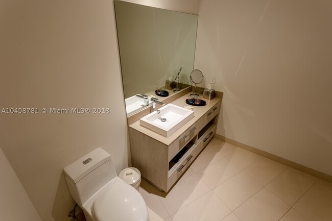 Building Photo - 4111 S Ocean Dr