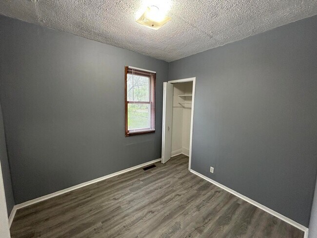 Building Photo - 3464 Pennsylvania St