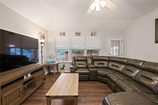 Building Photo - 1277 Sweet Gum Dr