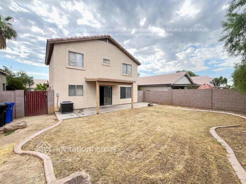 Building Photo - 3732 N 106th Ln