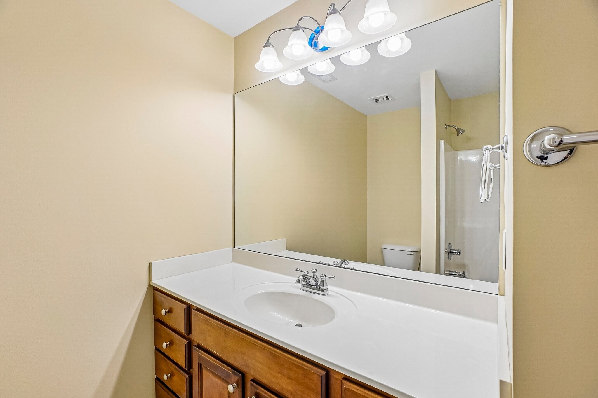 Building Photo - 1025 Princeton View Ln