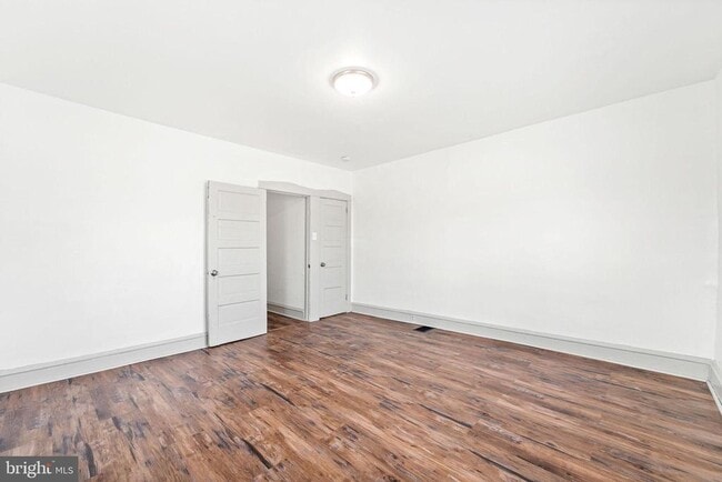 Building Photo - 1945 Cooper St