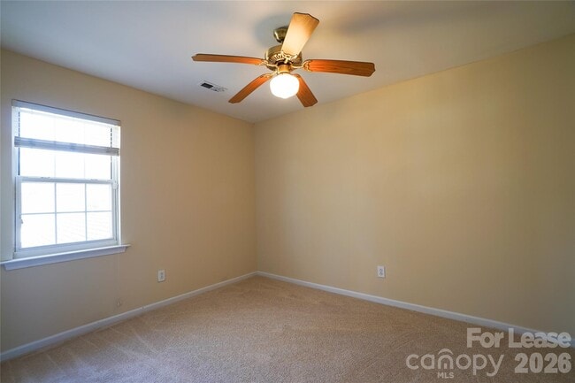 Building Photo - 214 Howe St