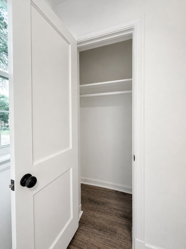 Building Photo - Recently Remodeled Home for Rent!