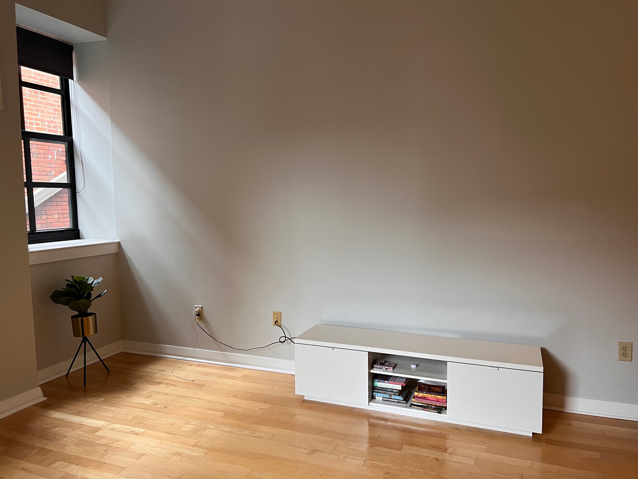 Building Photo - 237 Granby St