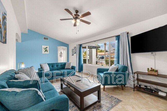 Building Photo - 2290 N Victoria Rd