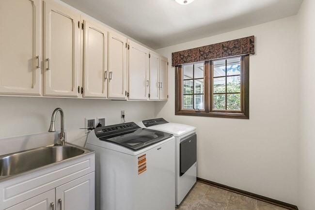 Building Photo - Normandy Park House: Picturesque Views, Sport Court, Upgrades Throughout