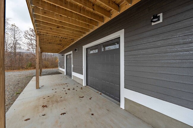 Building Photo - Spacious, Serene, and Brand New: 3BR Home ...