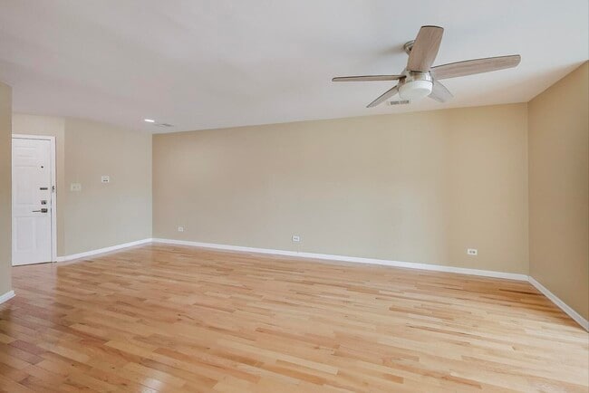 Building Photo - 1345 E Wyndham Cir