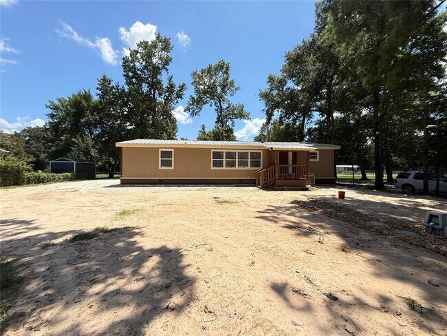 Building Photo - 16767 Oak Knoll Dr