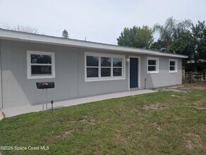 Building Photo - 2026 Sarno Rd