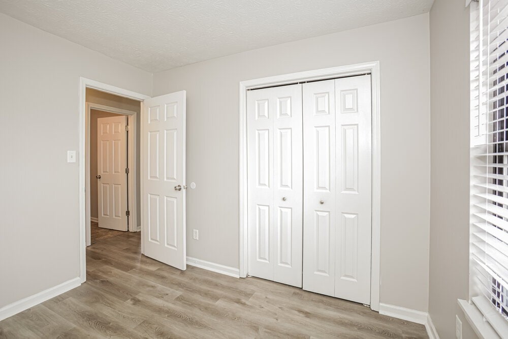 Building Photo - 5040 Harpers Ln