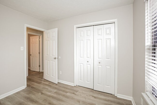 Building Photo - 5040 Harpers Ln