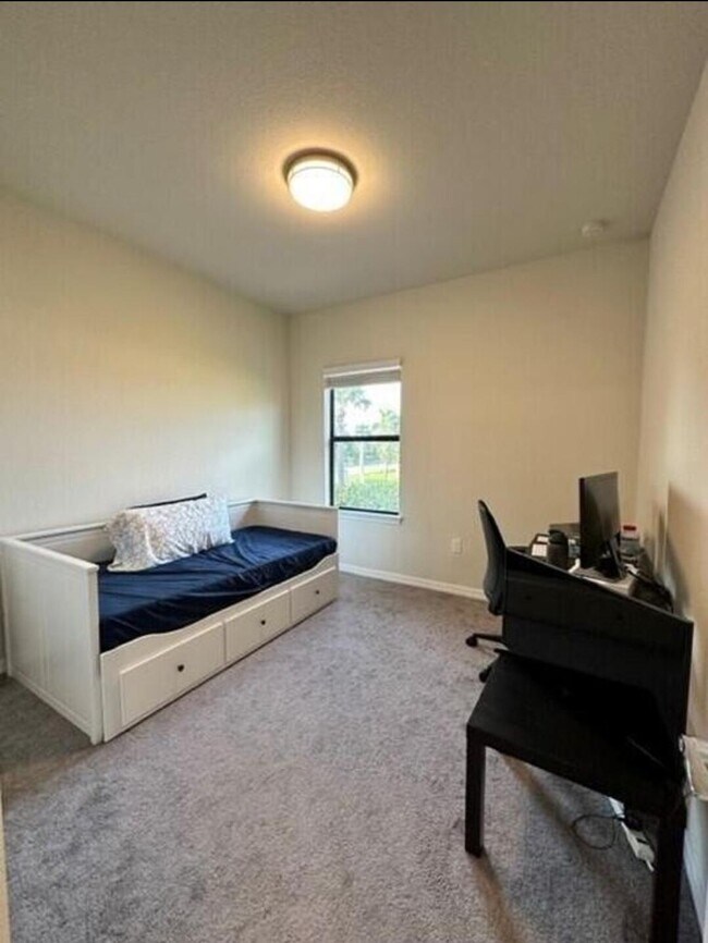 Building Photo - 4460 San Fratello Cir