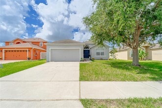 Building Photo - 525 Ridges Dr